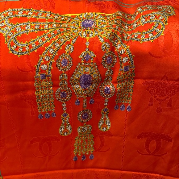 Vintage Red Must De Cartier Silk Scarf 35”x35” Jeweled Pattern - Picture 4 of 6